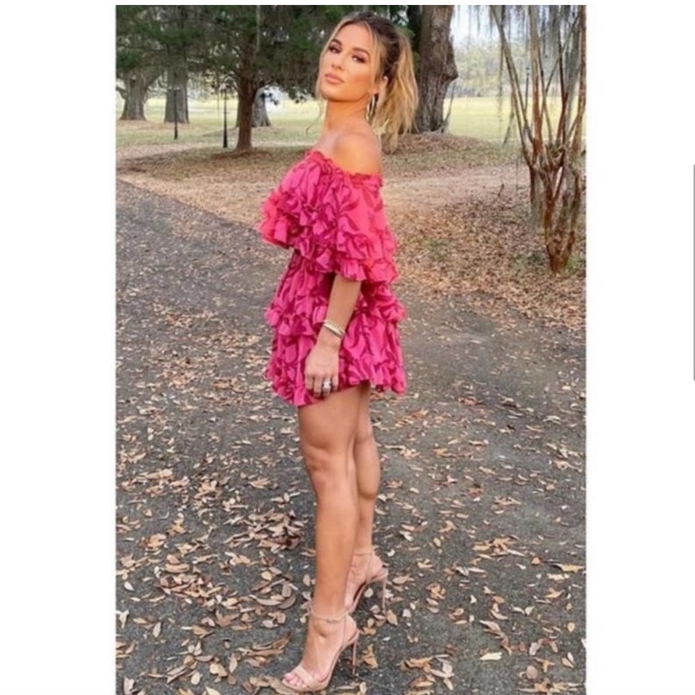 Isella Dress in Graphic Floral
MISA Los Angeles
